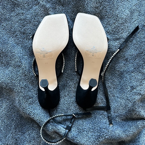 MARC FISHER Like New Dezzi Rhinestone Ankle Strap Heels, Size 8 - Picture 3 of 4